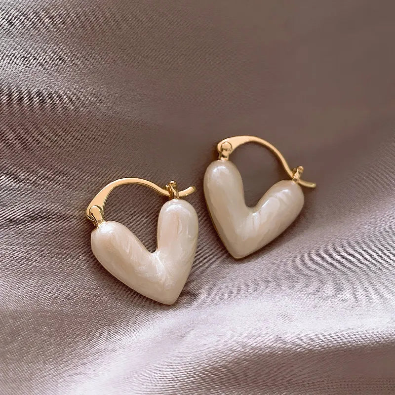 Light Luxury White Oil Dropping Love Stud Earrings